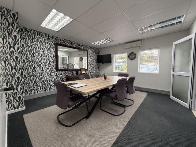 To Let Commercial Property for Rent in Walmer Eastern Cape